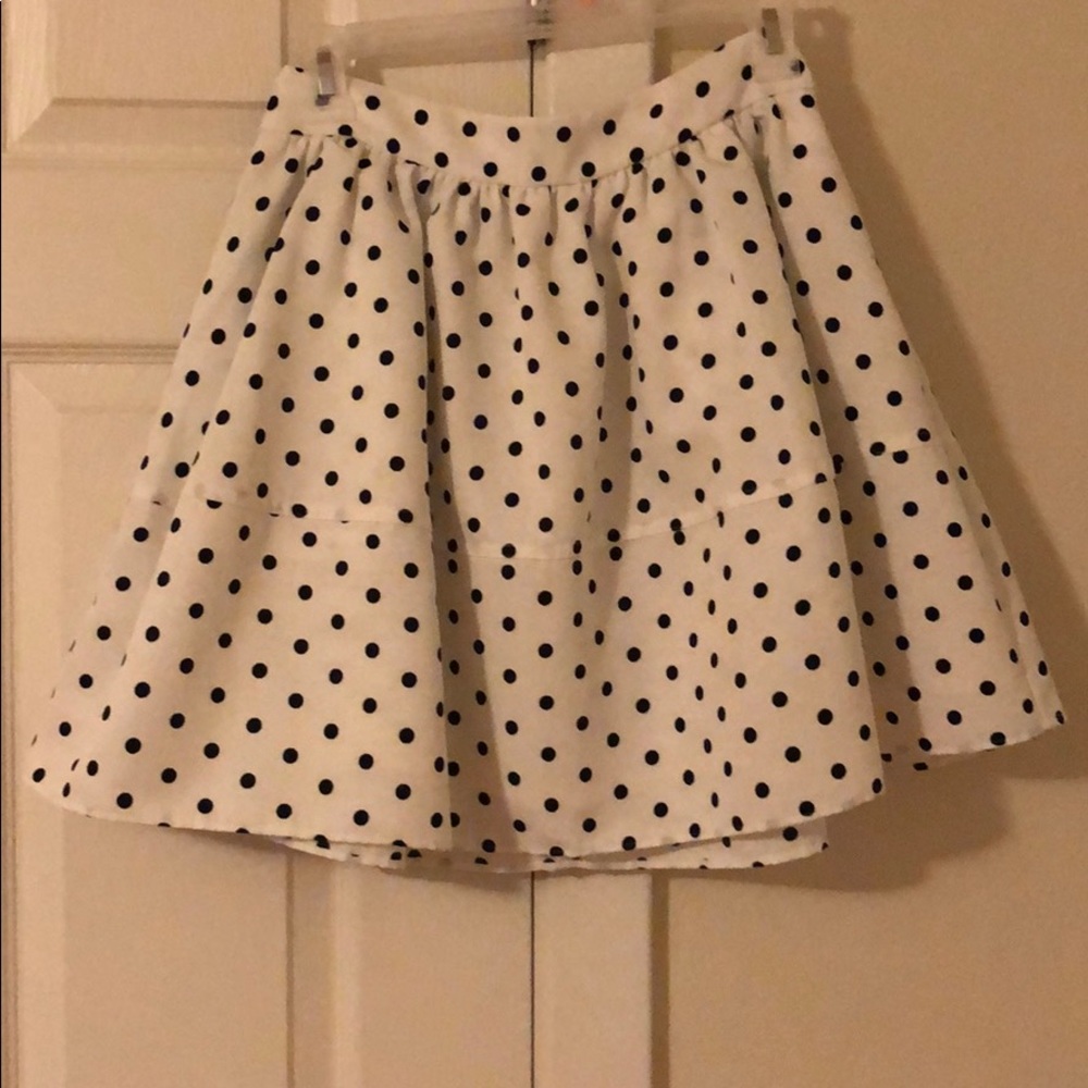 Express white and black polka dot skirt